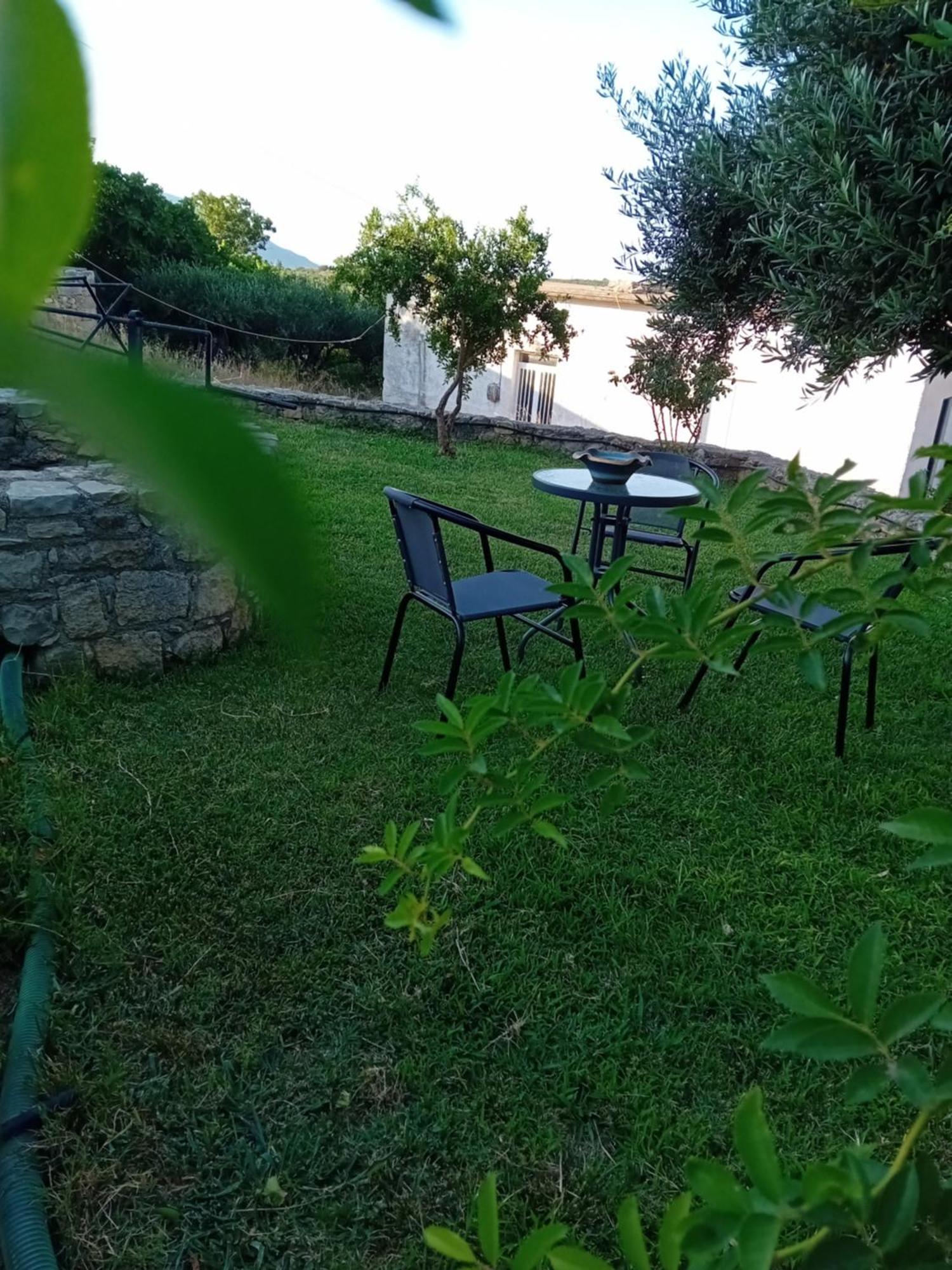Casa Artemis Villa Plátanos Exteriör bild